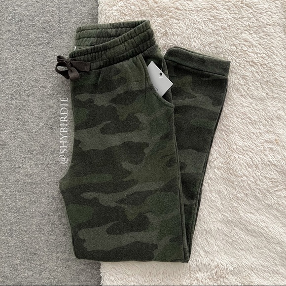 NWT O’Neill Arella Camo Sweatpant Joggers - Picture 11 of 11